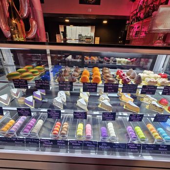 Champagne Poetry - Yummy and pretty dessert options - Champagne Bars Near Me - Portland, Oregon Champagne Poetry - Yummy and pretty dessert options - Champagne Bars Near Me - Portland, Oregon