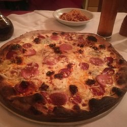 Pizza Per Tutti - ...eine echte Herausforderung für die Dritten! Chef: "Sie sind der Erste, der sich beschwert!" Merci für's Gespräch!!!