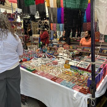 El Bazaar Sábado - Flea Markets Near Me - Ciudad de México, DIF El Bazaar Sábado - Flea Markets Near Me - Ciudad de México, DIF