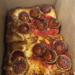 Jalapeno Pepperoni Pizza