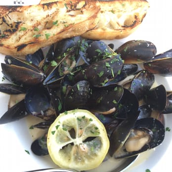 Piatti - Mussels!! - Italian Near Me - La Jolla, California Piatti - Mussels!! - Italian Near Me - La Jolla, California