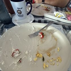 Minnie's Beach Cafe - My ABSOLUTELY OBLITERATED French toast meal
