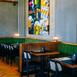 Alvarado Street Brewery Taproom - Dining room