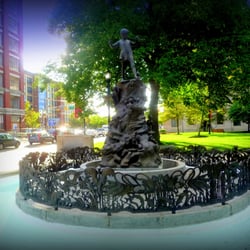 Johnson Park - The famous Peter Pan sculpture by Sir George Frampton