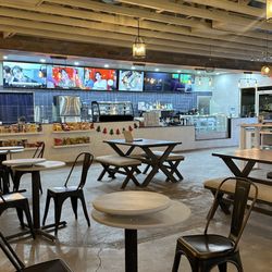 1004 Cafe