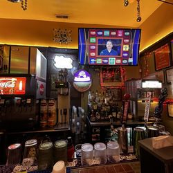 The Rougaroux - Fully stocked bar
