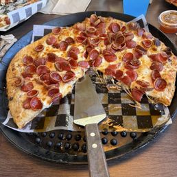 Large Alfredo Pepperoni Pizza