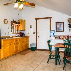 Country Cabins B & B