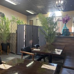 behind those curtained off areas is where the babysitting occurs, loud device and toddler yelling behind those curtained off areas is where the babysitting occurs, loud device and toddler yelling
