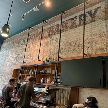 b-side - sweet decor w/ their exposed brick wall - Coffee & Tea Near Me - Decatur, Georgia