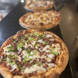 Naples Pizza - family owned since 1968 serving good food and unforgetable memories from generation to generation
