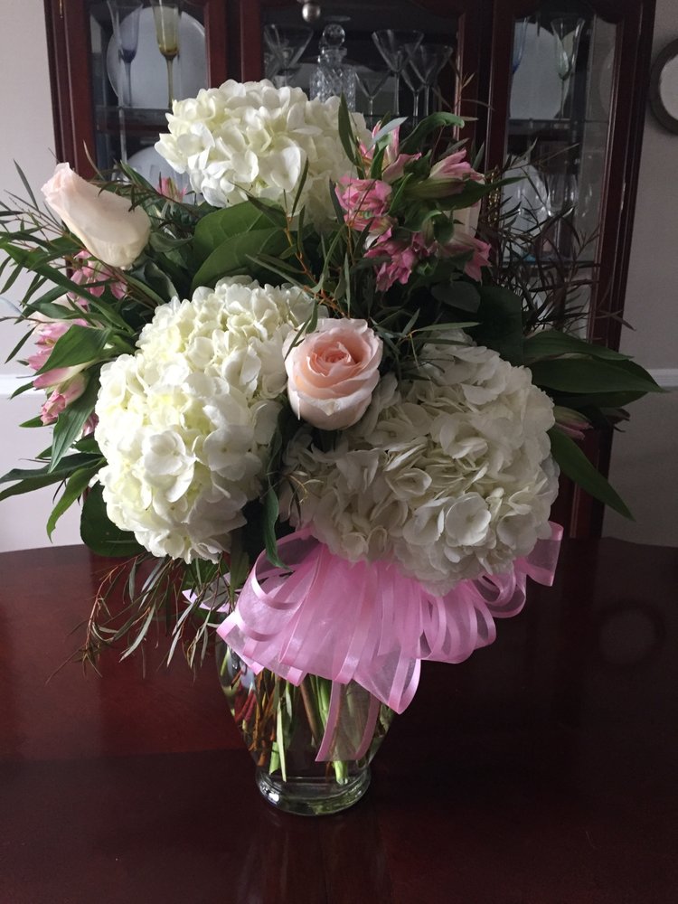 GRAY’S FLORIST 12 Photos & 17 Reviews 1590 Us Hwy 22, Watchung, New