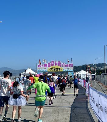 Bay to Breakers by null