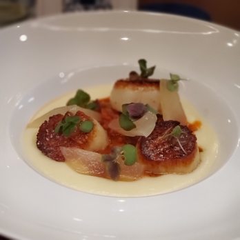 Senia - Maine Sea Scallops - Cocktail Bars Near Me - Honolulu, Hawaii Senia - Maine Sea Scallops - Cocktail Bars Near Me - Honolulu, Hawaii