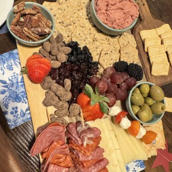 Wild Rose Winery - Charcuterie board with gluten free crackers - Wine Bars Near Me - Eufaula, Oklahoma Wild Rose Winery - Charcuterie board with gluten free crackers - Wine Bars Near Me - Eufaula, Oklahoma