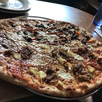 Flatbread Company - Pizza Near Me - Paia, Hawaii