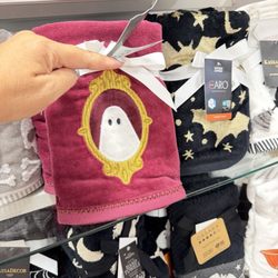 HomeGoods - Halloween towel