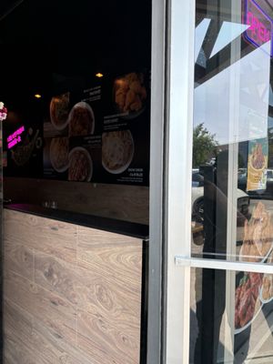 CM CHICKEN Coquitlam Centre by null