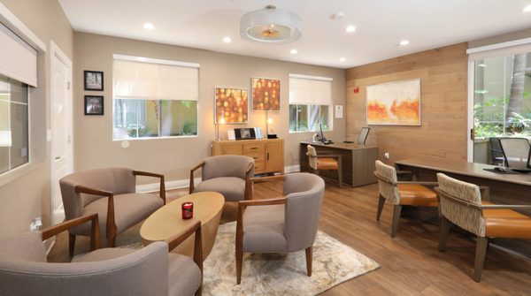 Westside Villas Apartments by null