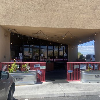 Bell's BBQ - Outside - Barbeque Near Me - Henderson, Nevada