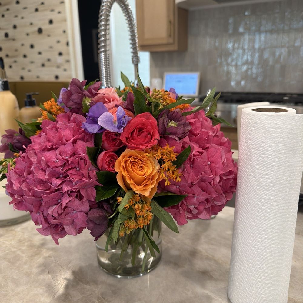 Park Cities Petals - Small flower arrangement - Florists Near Me - Dallas, Texas