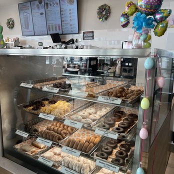 Dunkin' - Donuts - Donuts Near Me - Roseville, Minnesota Dunkin' - Donuts - Donuts Near Me - Roseville, Minnesota