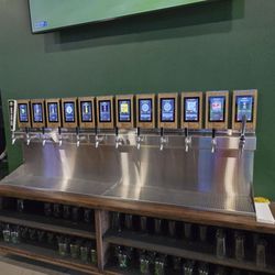 Smash Factor Lounge - Beer options