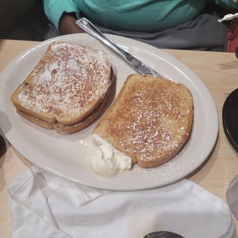 The Toasted Yolk Cafe - French toast - Sandwiches Near Me - Dothan, Alabama The Toasted Yolk Cafe - French toast - Sandwiches Near Me - Dothan, Alabama