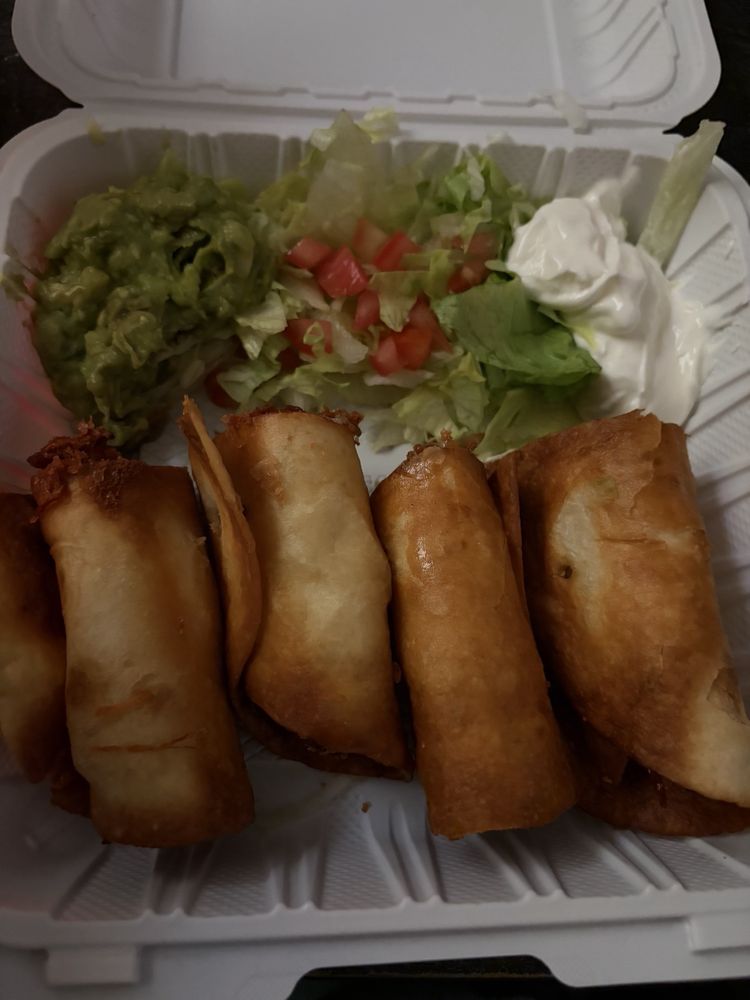 Chevo's Mexican Restaurant & Seafood