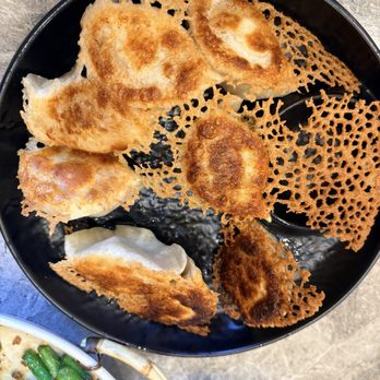 Yum Long - Pan-Fried Beef & Scallion Dumpling(8) - Chinese Near Me - Monterey Park, California Yum Long - Pan-Fried Beef & Scallion Dumpling(8) - Chinese Near Me - Monterey Park, California