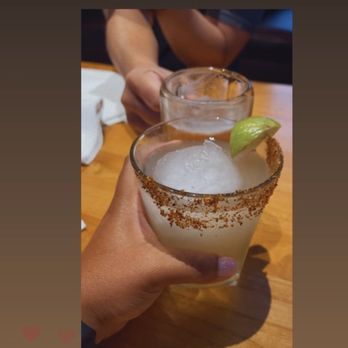 Twin Peaks - Mezcal margarita and beer - Sports Bars Near Me - Orlando, Florida Twin Peaks - Mezcal margarita and beer - Sports Bars Near Me - Orlando, Florida