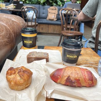 Devocion - Guava croissant, coffee, tea, and dulce de leche pastry - Coffee & Tea Near Me - Brooklyn, New York