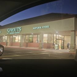 Sprouts Farmers Market - Outside view of store