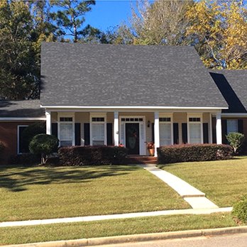 Freedom Roofing - the front of this home - Roofing Near Me - Mobile, Alabama Freedom Roofing - the front of this home - Roofing Near Me - Mobile, Alabama