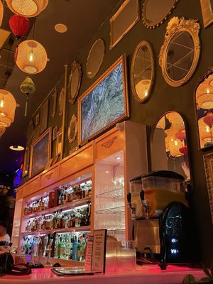 Miss Saigon Vietnamese Restaurant & Lounge by null