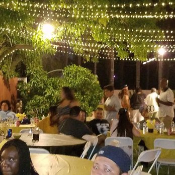 40 Palms - Front Yard Set Up - Venues & Event Spaces Near Me - Los Angeles, California