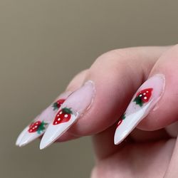 Waterscape Nails & Spa - French tips (unacceptable)