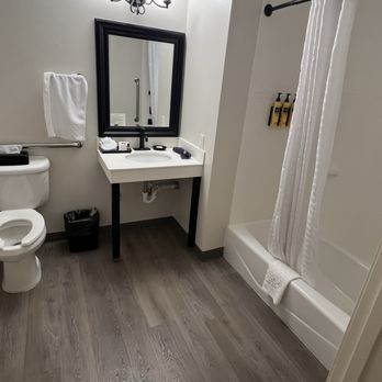 Best Western Plus Frontier Inn - Hotels Near Me - Cheyenne, Wyoming