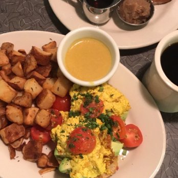 Veggie Galaxy - Vegan Avocado Eggs Benedict - Breakfast & Brunch Near Me - Cambridge, Massachusetts