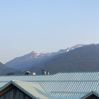 Summit Lodge Boutique Hotel - Another view from patio - Hotels Near Me - Whistler, British Columbia Summit Lodge Boutique Hotel - Another view from patio - Hotels Near Me - Whistler, British Columbia
