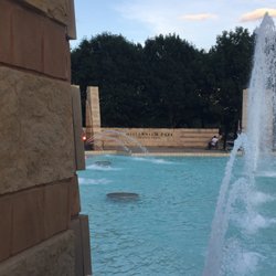 Millenium Park - Beautiful Fountain