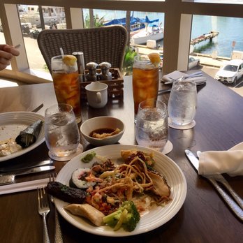 100 Sails Restaurant & Bar - Buffets Near Me - Honolulu, Hawaii
