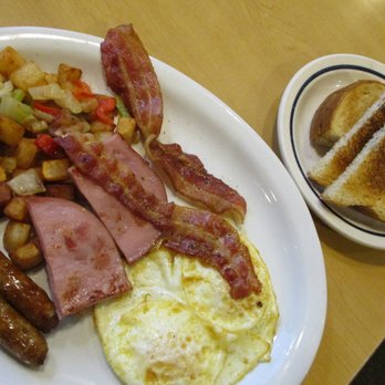 Sammy's Stackhouse - Big Breakfast, eggs, ham, potato, sausage & toast - American Near Me - Orange, California