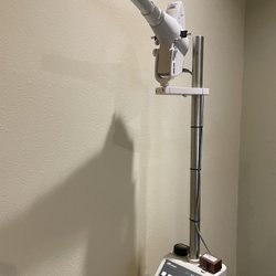 Jin Moon, MD - Reflector to throw letters on reflector mirror