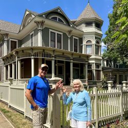 Mork and Mindy House - Nanu nanu