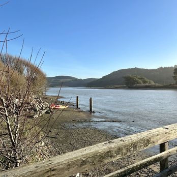 Cafe Aquatica - Coffee & Tea Near Me - Jenner, California