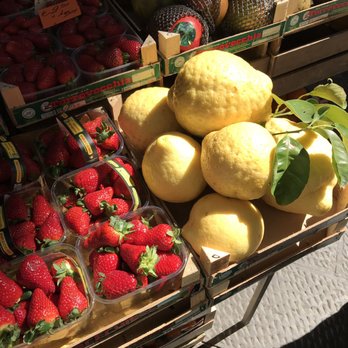 Perfect Picnics - Fresh Fruit Extravaganza! - Party & Event Planning Near Me Perfect Picnics - Fresh Fruit Extravaganza! - Party & Event Planning Near Me