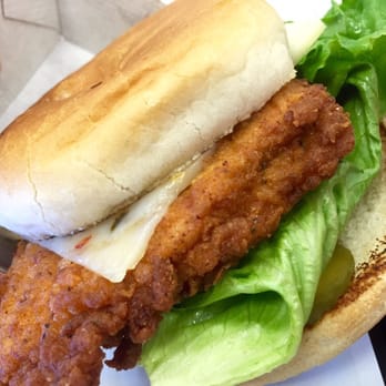Chick-fil-A - Spicy chicken deluxe sandwich - Fast Food Near Me - Sunnyvale, California Chick-fil-A - Spicy chicken deluxe sandwich - Fast Food Near Me - Sunnyvale, California