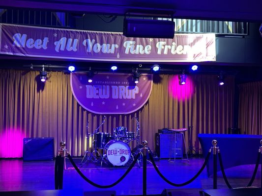 Dew Drop Inn Hotel & Lounge by null