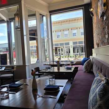 Brood Restaurant and Bar - Desserts Near Me - Salem, Virginia